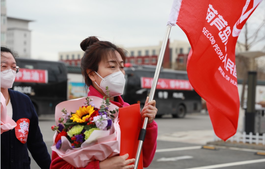 春暖花開，英雄歸來！葫蘆島市第二人民醫(yī)院支援綏中醫(yī)療隊凱旋而歸~(圖5)