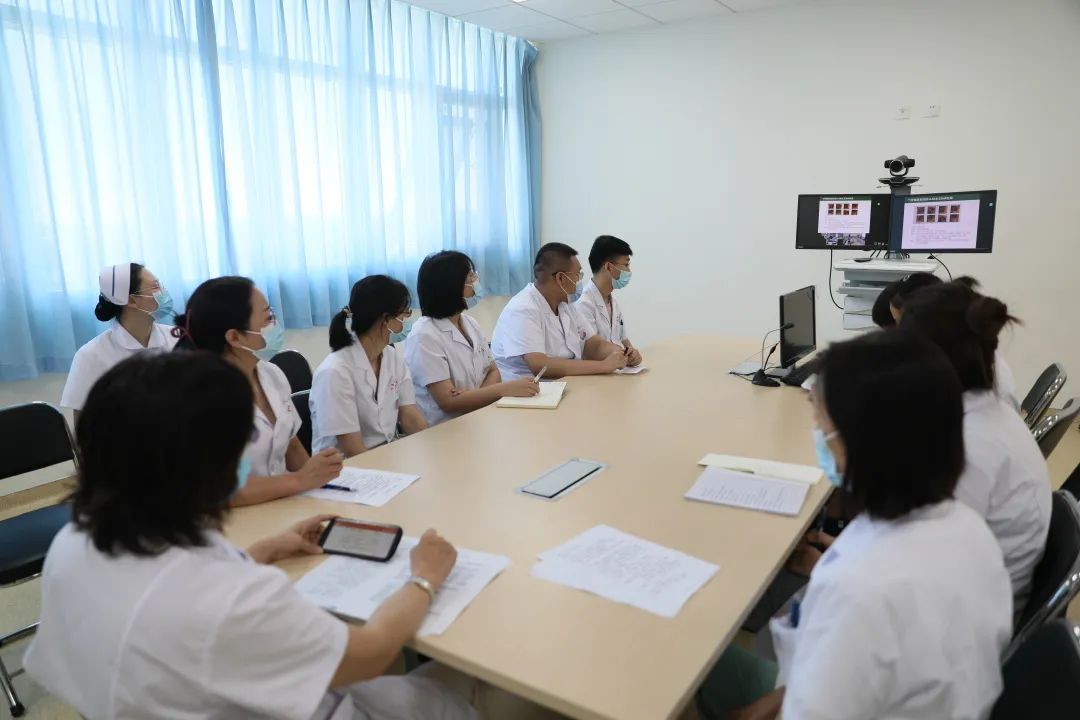 全省首家！中國醫(yī)科大學(xué)附屬第一醫(yī)院專家來“查房”，家門口享國內(nèi)優(yōu)質(zhì)醫(yī)療資源！(圖4)